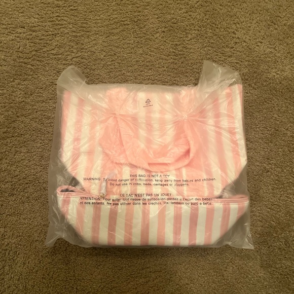 Victorias Secret Cooler/Beach Tote - Picture 3 of 3